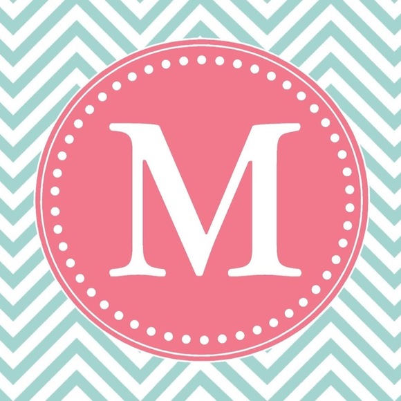 Meet your Posher, Melissa - Picture 1 of 1